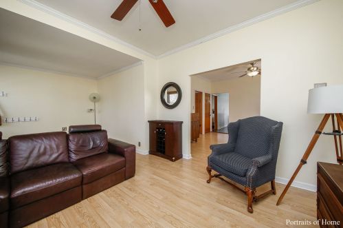 3729 Wenonah Ave, Forest View IL 60402-3949 exterior