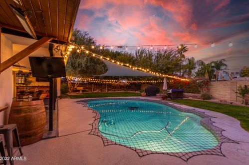 11605 37 Pl, Phoenix AZ 85050-2699 exterior