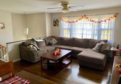 75 Sammis Rd, Wantage NJ  07461-4912 exterior