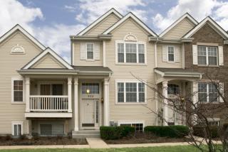 922 Clover Ln, Pingree Grove IL  60140-9117 exterior