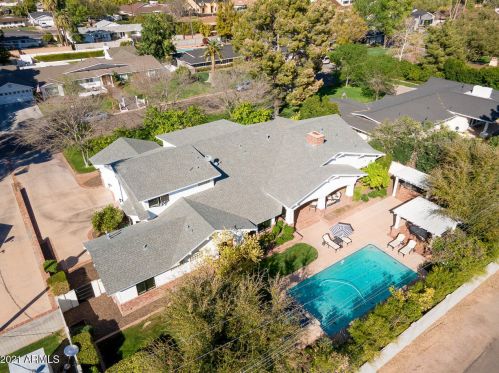 5621 Calle Camelia, Phoenix AZ 85018-4617 exterior