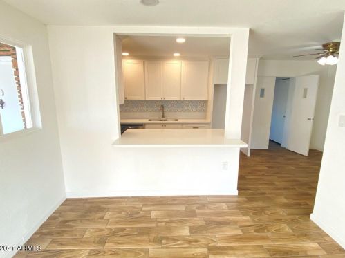 6019 33rd Ave, Phoenix AZ 85051-1201 exterior