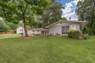 1324 Monticello St, Birmingham, AL 35210-1424