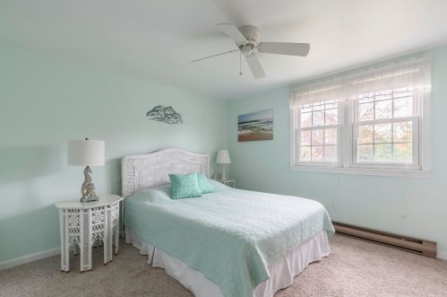 49 Toms Way, Chatham MA 02633-1056 exterior