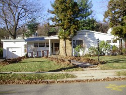 55 Redwood Rd, Newton, MA 02459-3124