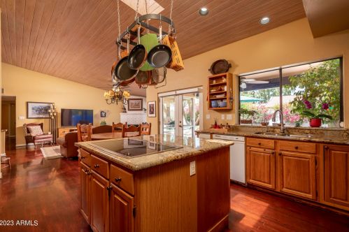 3412 Dunlap Ave, Phoenix AZ 85020-3024 exterior