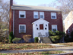 93 Withington Rd, Newton, MA 02460-2037