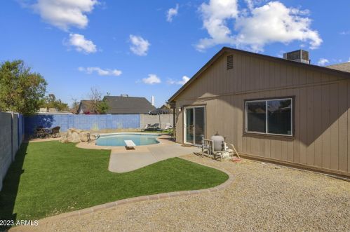 6822 43rd Pl, Phoenix AZ  85042-5218 exterior