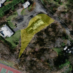 10 Stonewood Dr, Newton MA  02459-2701 aerial view