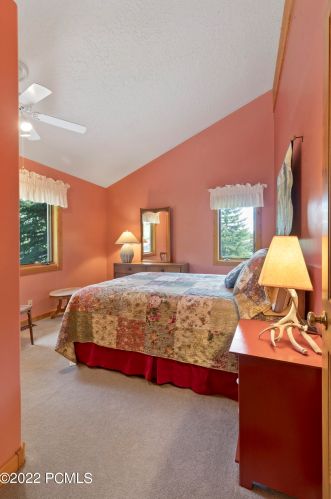 5063 Mdw Dr, Park City UT 84060-6813 exterior