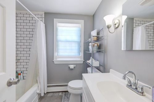 18 Smt Ave, Seekonk MA 02771-3919 exterior