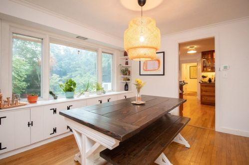 51 East St, South Hadley MA  01075-2115 exterior