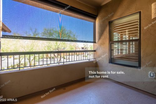 21320 56th St, Phoenix AZ 85054-5401 exterior