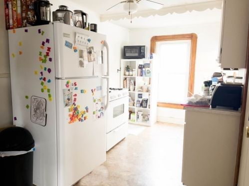 296 Hamlet St, Fall River MA 02724-3340 exterior