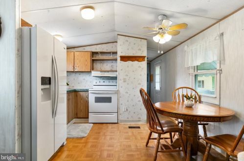 155 Whippoorwill Way, West Deptford NJ 08051-1383 exterior