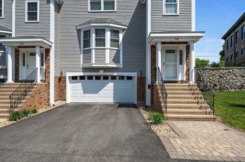 16 Deady Dr, Weymouth, MA 02189-1408