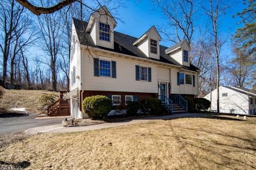 167 Park Ave, Dover, NJ 07869-3440