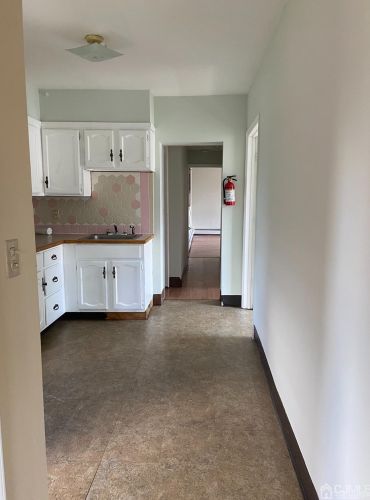 26 Emerson St, Carteret NJ  07008-2522 exterior