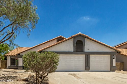 19013 36th Way, Phoenix, AZ 85050-2610