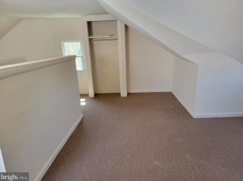 22 Barber Ave, West Deptford NJ  08096-2414 exterior