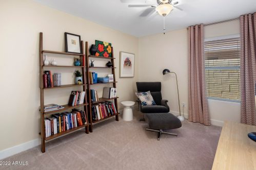 4613 Charleston Ave, Phoenix AZ 85032-9548 exterior