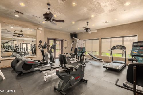 20660 40th St, Phoenix AZ  85050-7301 exterior