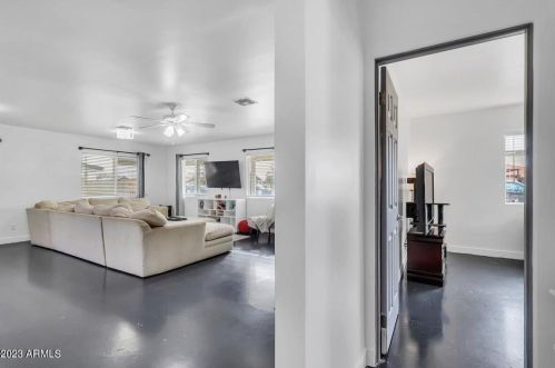 1901 22nd St, Phoenix AZ  85006-2446 exterior