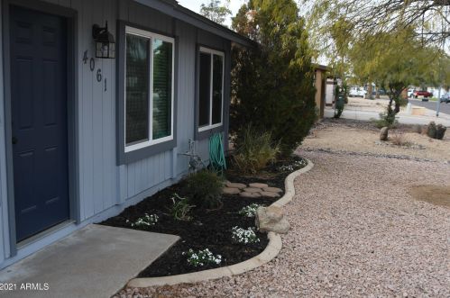 4061 Aster Dr, Phoenix AZ 85032-7318 exterior