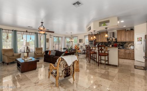 2602 Apollo Rd, Phoenix AZ 85042-5381 exterior