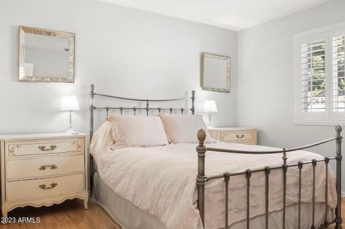 210 Butler Dr, Phoenix AZ 85051-4649 exterior