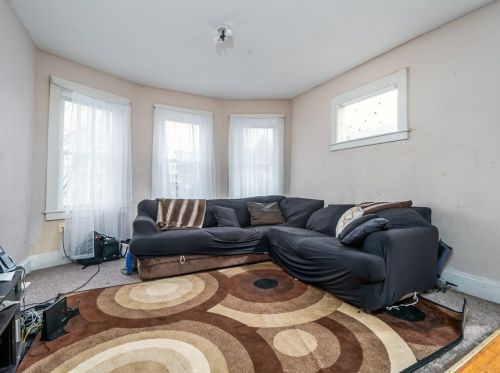 50 Harlem St, Worcester MA 01610-2148 exterior