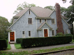 10 Kingston Rd, Newton, MA 02461-1014