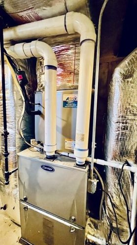 11 Grove Ave, Montgomery MA  01085-1308 exterior