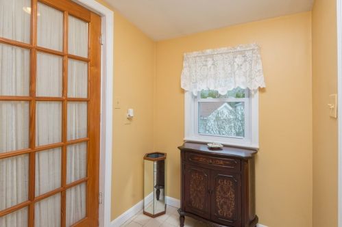 24 Volusia Rd, Hingham MA 02043-3041 exterior