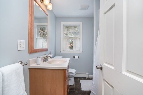 58 Everett St, Norfolk MA 02056-1634 exterior