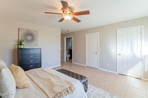 3009 Anderson Dr, Phoenix AZ 85053-1812 exterior