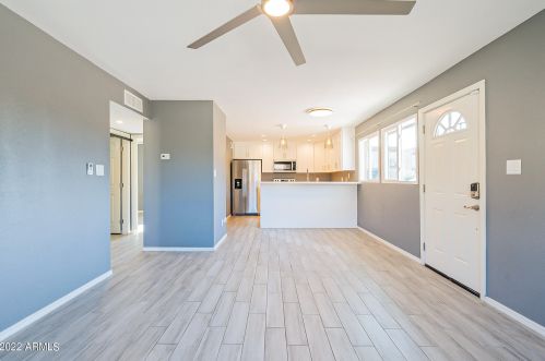 4769 Belleview St, Phoenix AZ  85008-5606 exterior