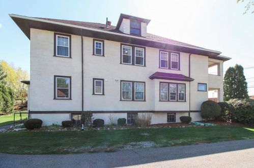 586 Central Ave, Needham MA 02494-1463 exterior