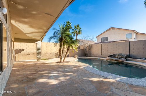 16025 18 Dr, Phoenix AZ 85045-1774 exterior