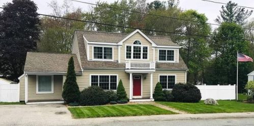 81 Ledgebrook Rd, Weymouth, MA 02190-3235