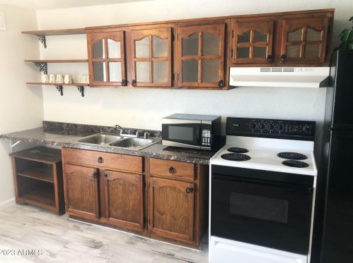 19425 26th St, Phoenix AZ  85050-1906 exterior