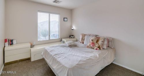 7412 37 Dr, Phoenix AZ 85053-2808 exterior