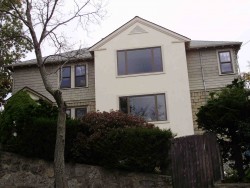 4 Beecher Pl, Newton, MA 02459-2313