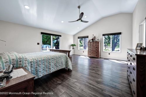 64 Reynolds Dr, Tinton Falls NJ 07724-2323 exterior