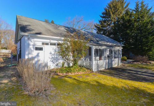 224 Mccarthy Ave, West Deptford, NJ 08051-1014