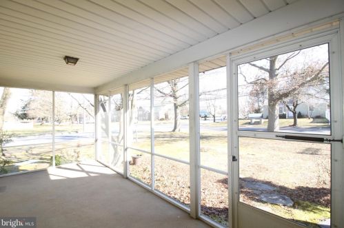 304 Main St, West Deptford NJ 08051-1031 exterior