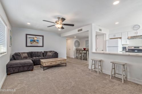 4731 Belleview St, Phoenix AZ  85008-5606 exterior