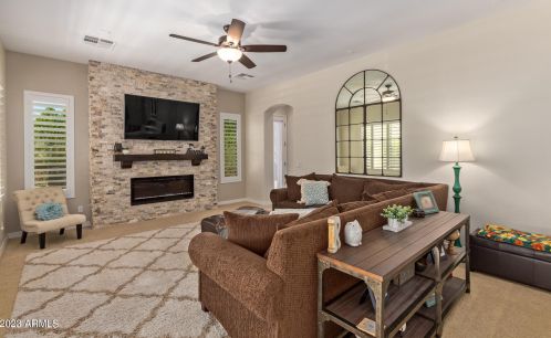 26518 51st Dr, Phoenix AZ  85083-1274 exterior