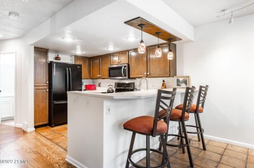 3073 Fawn Dr, Park City UT 84098-5368 exterior