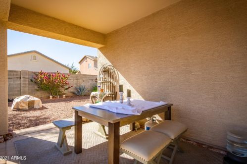 1207 Carson Rd, Phoenix AZ 85041-6615 exterior